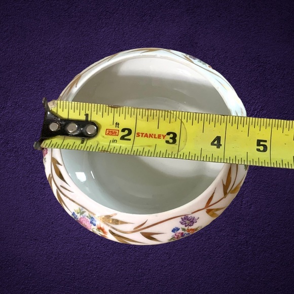 Limoges Large Rose Floral Bouquet Sphere Round Trinket Keepsake Jewelry Box - Picture 9 of 12